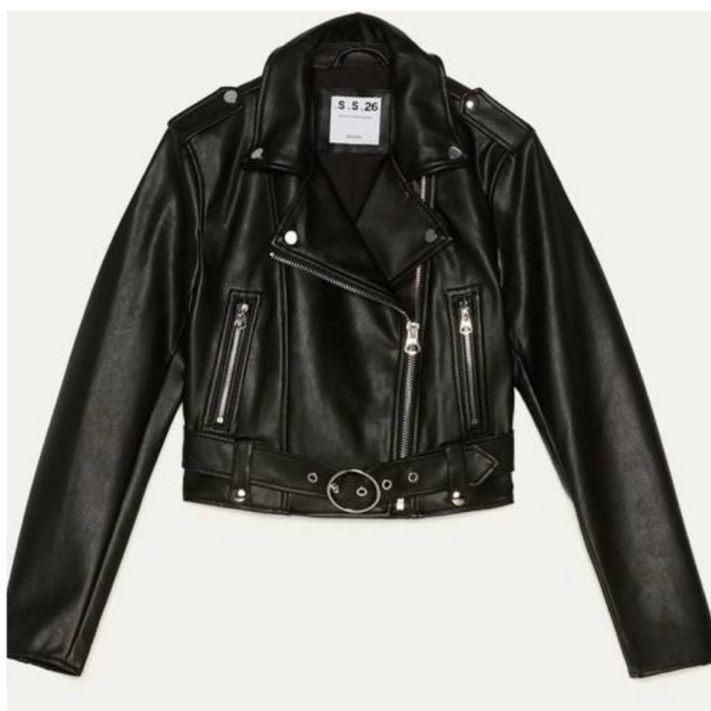 🌹NWT. Bershka Cropped Faux Leather Biker Jacket. Size XS.